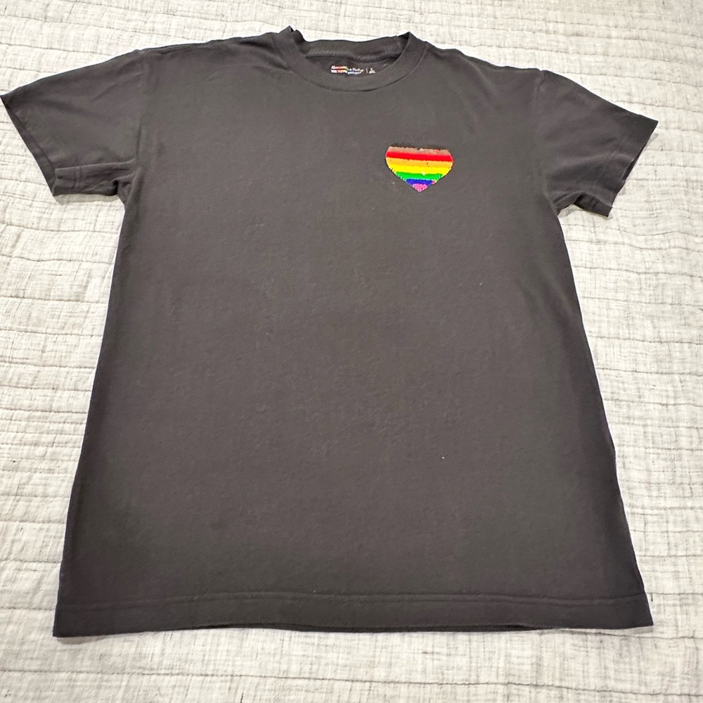 Abercrombie & Fitch Sequin Heart Pride Shirt Sz S